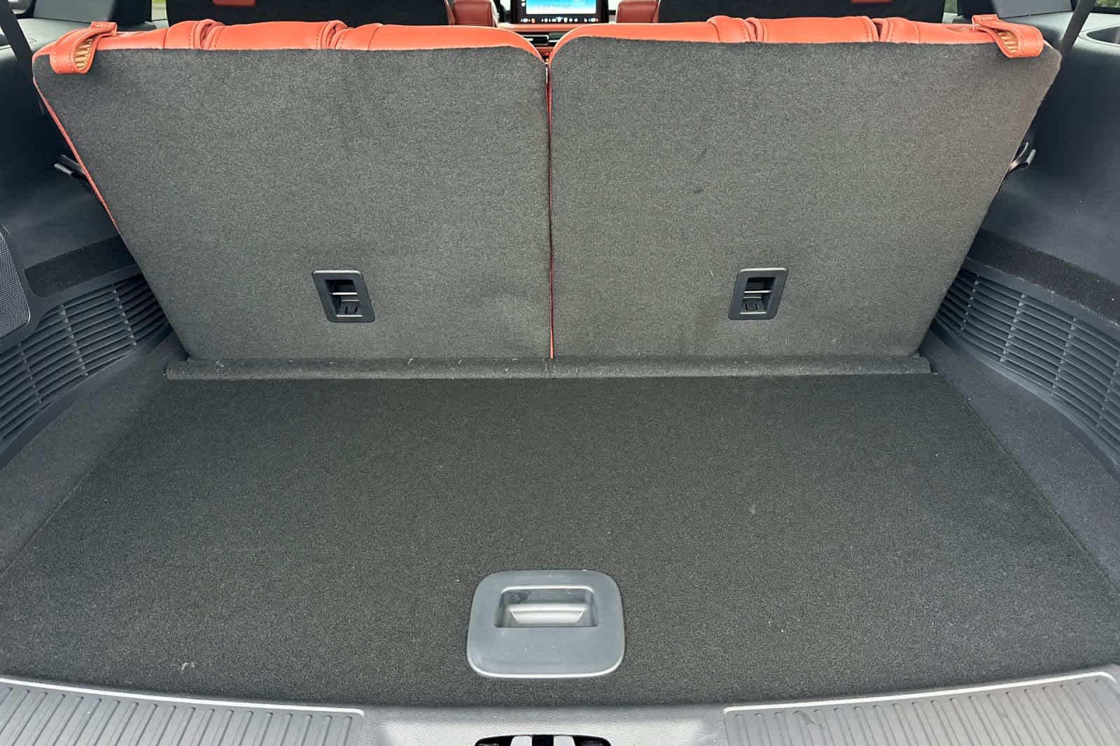 Thumbnail: 2026 Lincoln Aviator - 17