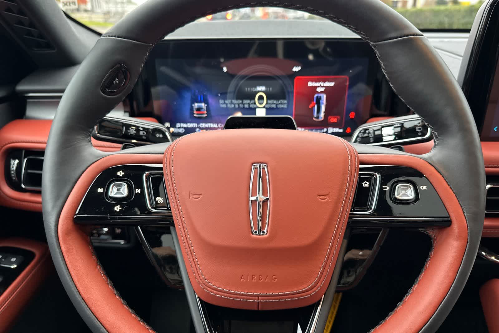 Thumbnail: 2026 Lincoln Aviator - 25