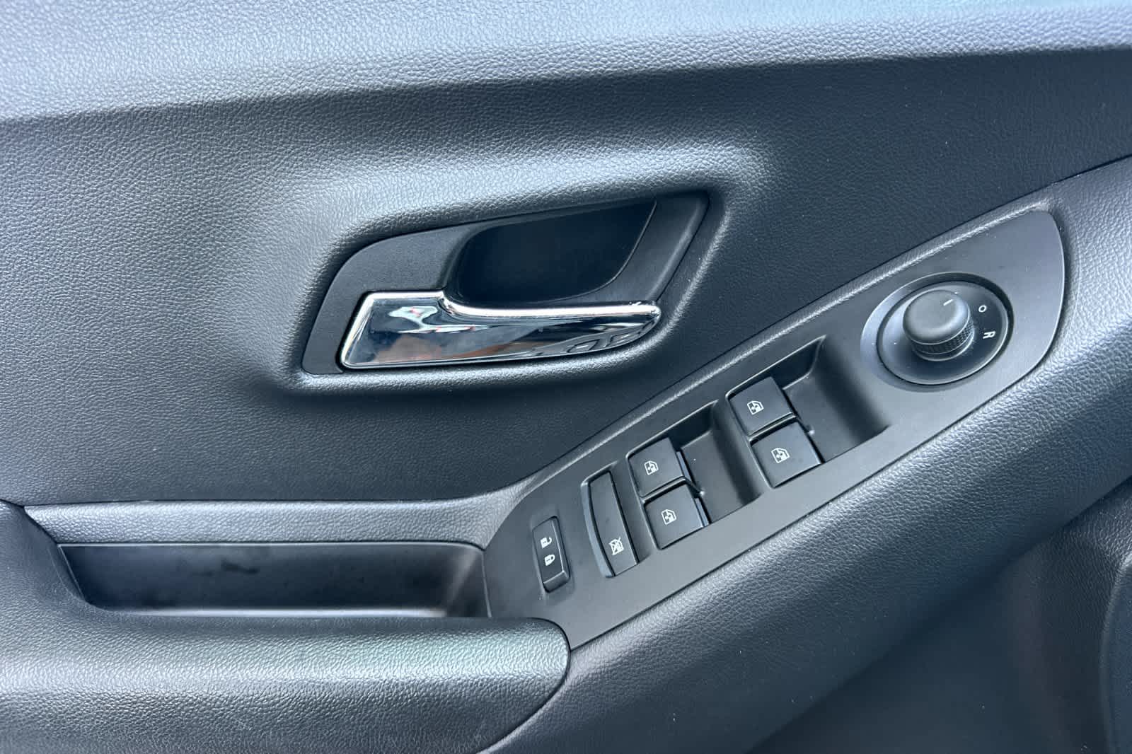 Thumbnail: 2022 Chevrolet Trax - 12