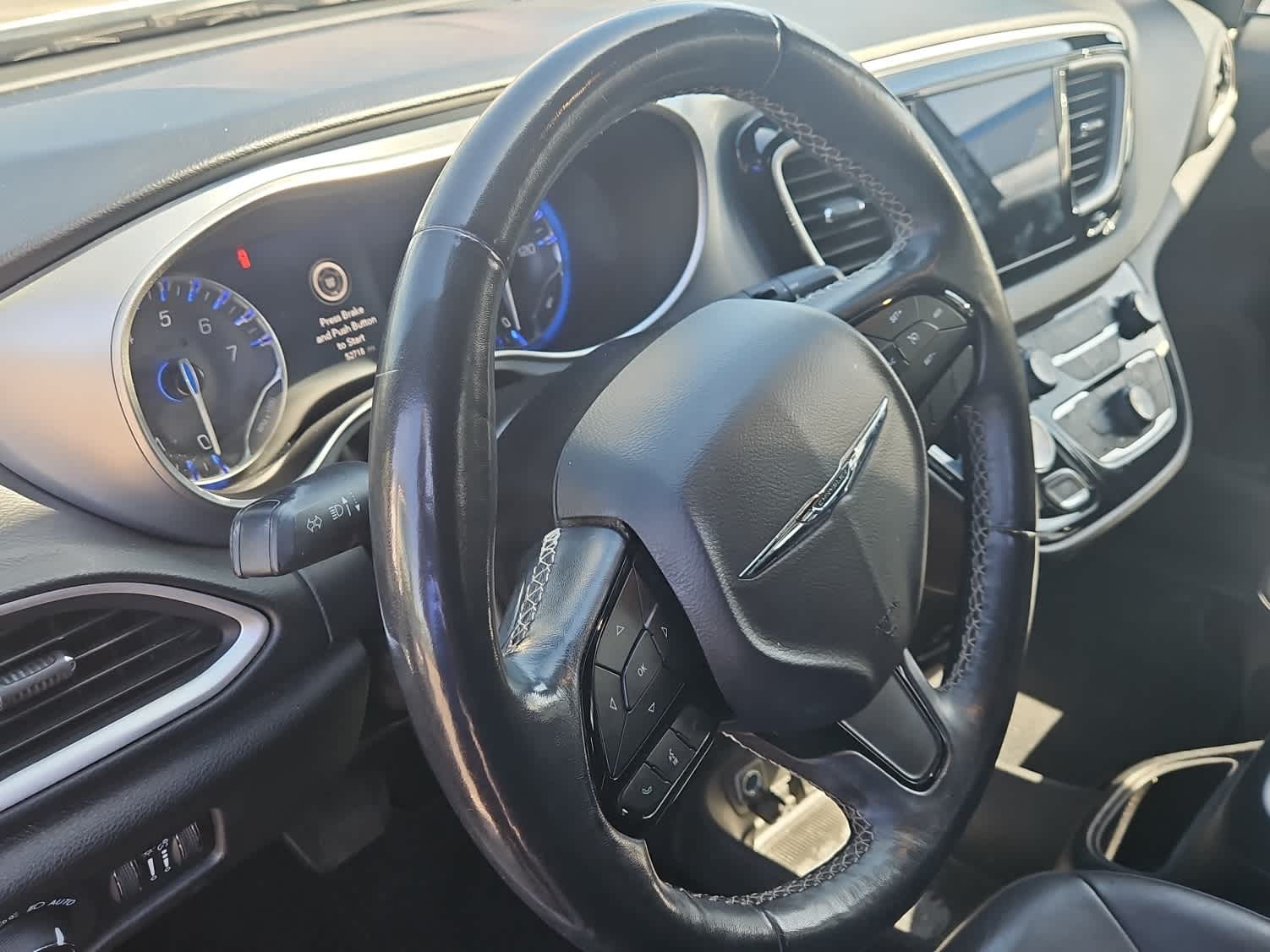 Thumbnail: 2020 Chrysler Pacifica - 2