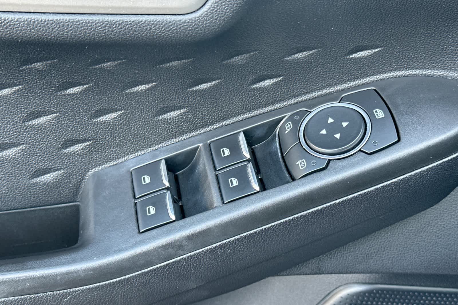 Thumbnail: 2020 Ford Escape - 13