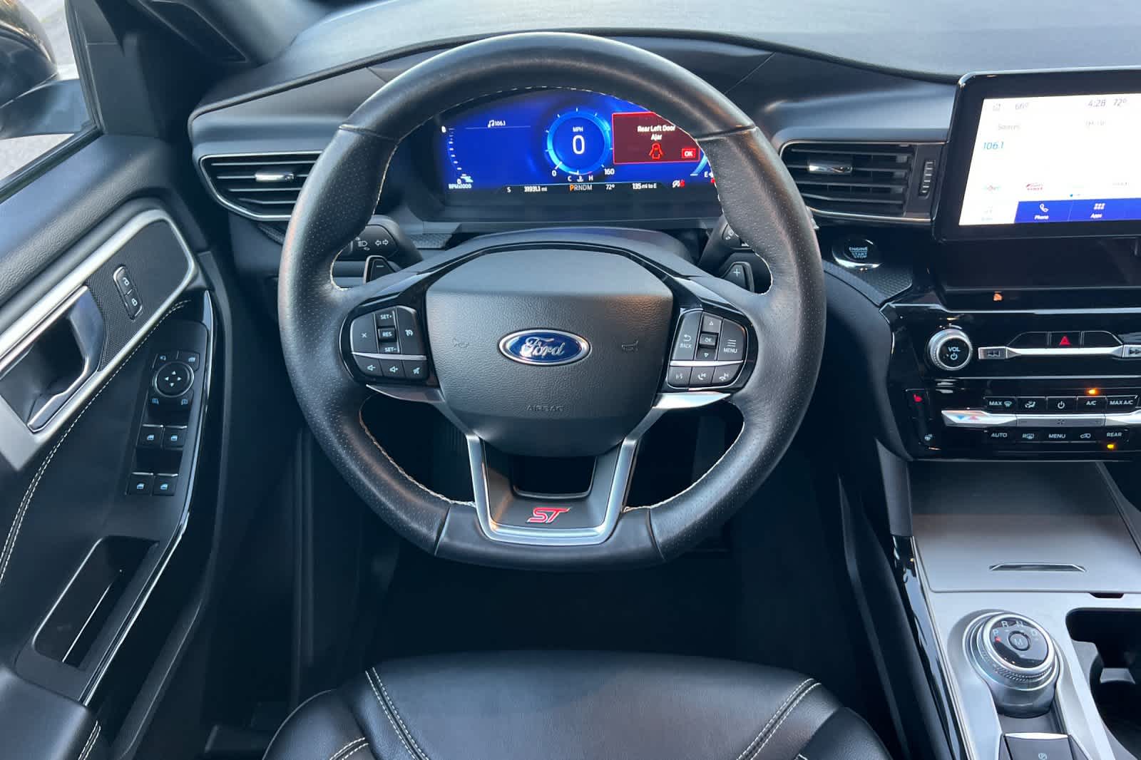 Thumbnail: 2022 Ford Explorer - 15