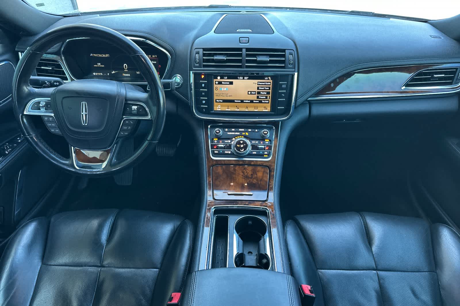 Thumbnail: 2018 Lincoln Continental - 3