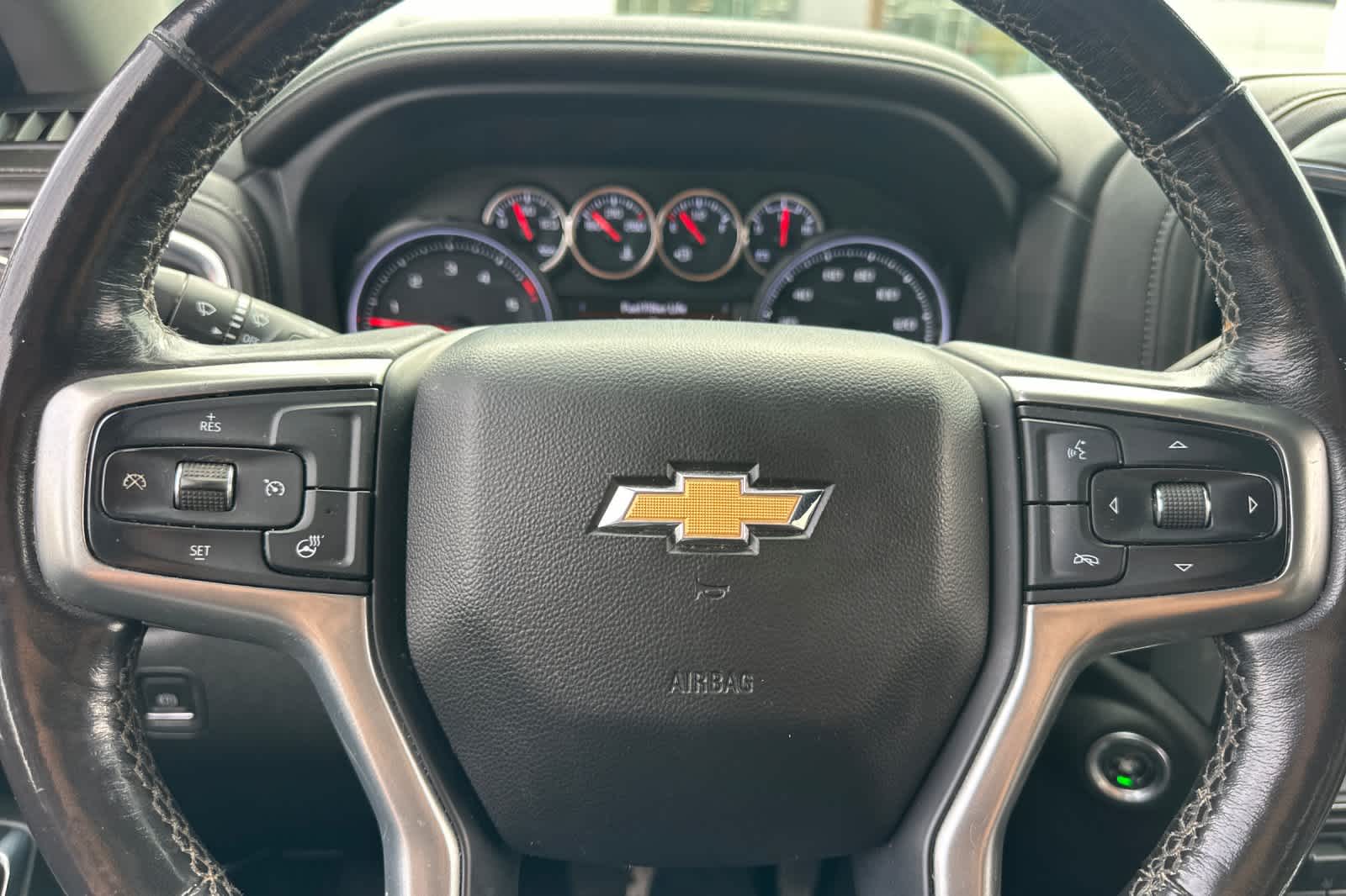 Thumbnail: 2023 Chevrolet Silverado 2500 - 23