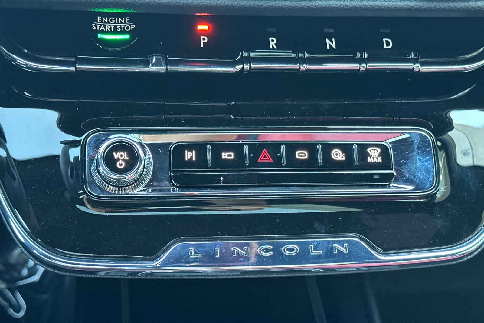 Thumbnail: 2025 Lincoln Corsair - 22