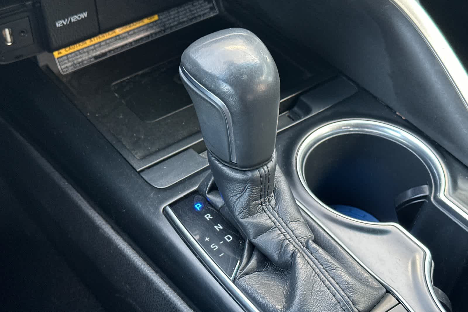 Thumbnail: 2018 Toyota Camry - 19