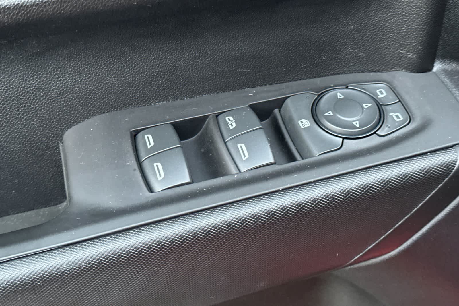 Thumbnail: 2023 Chevrolet Silverado 1500 - 14