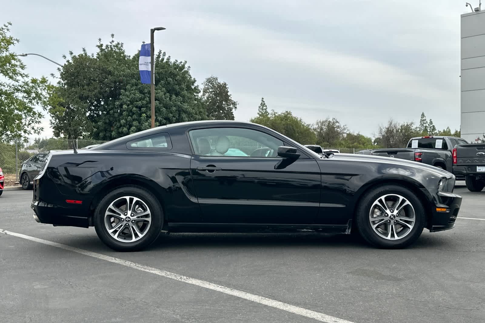 Thumbnail: 2014 Ford Mustang - 8