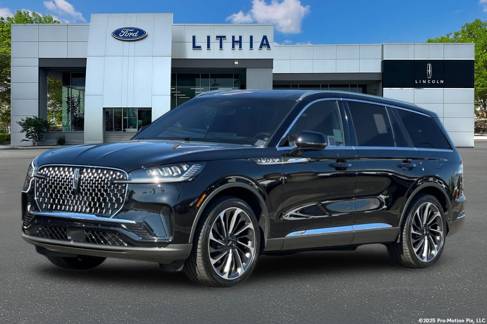 Thumbnail: 2025 Lincoln Aviator - 1