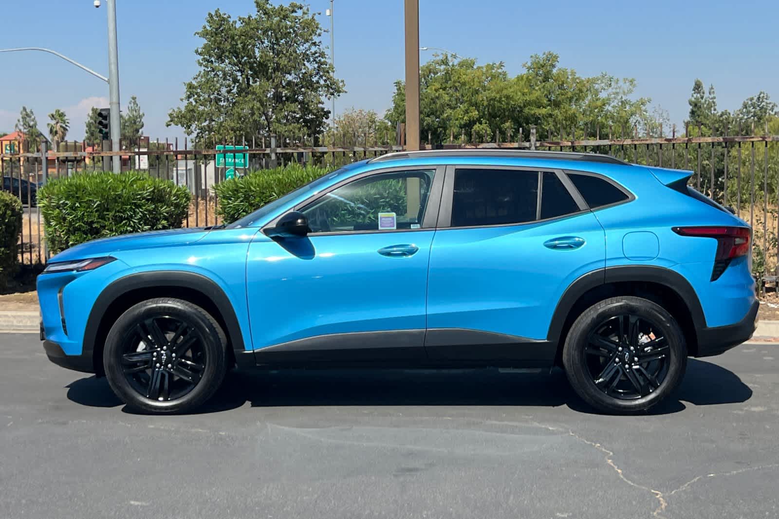 Thumbnail: 2025 Chevrolet Trax - 5