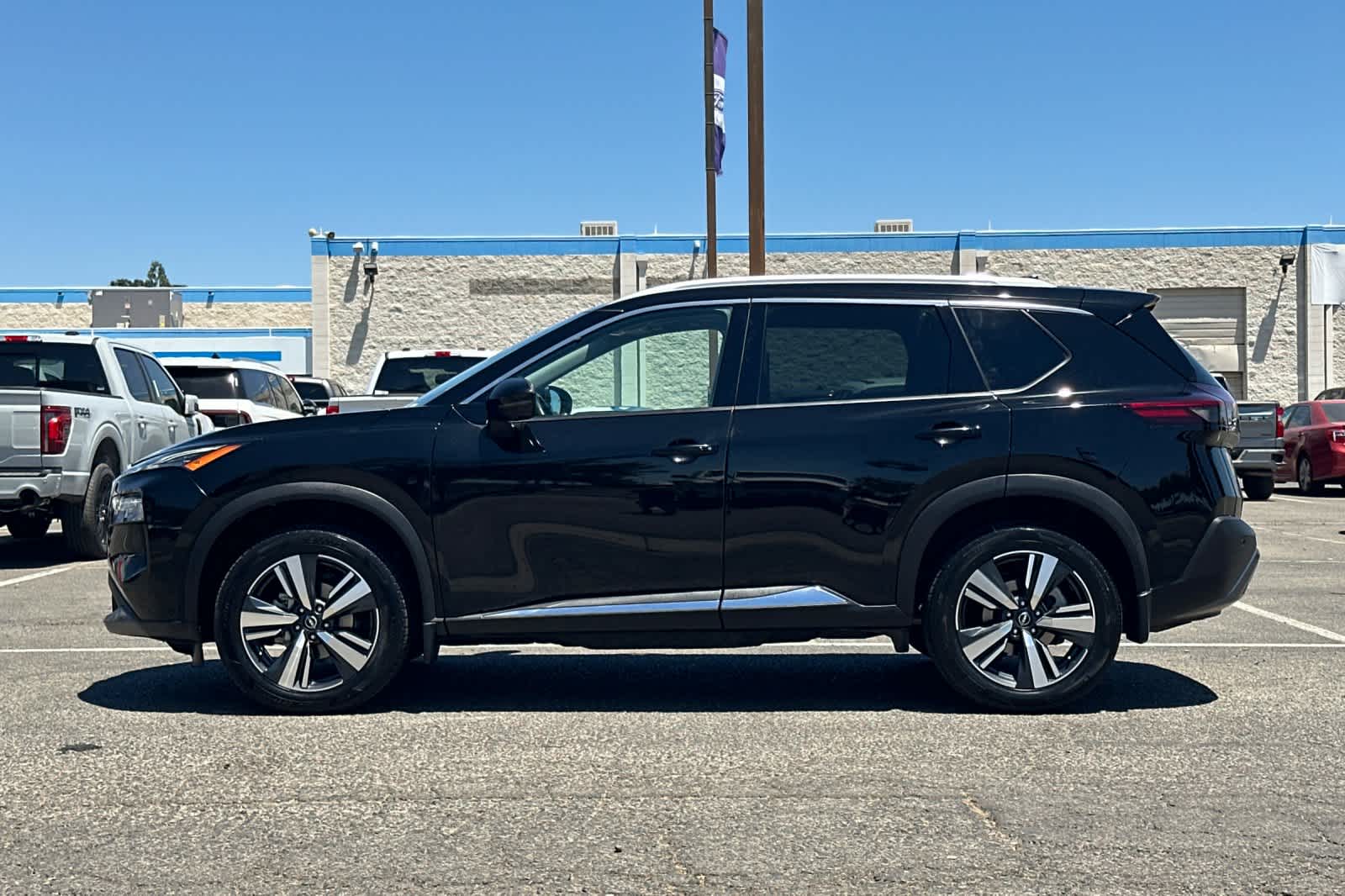Thumbnail: 2023 Nissan Rogue - 5