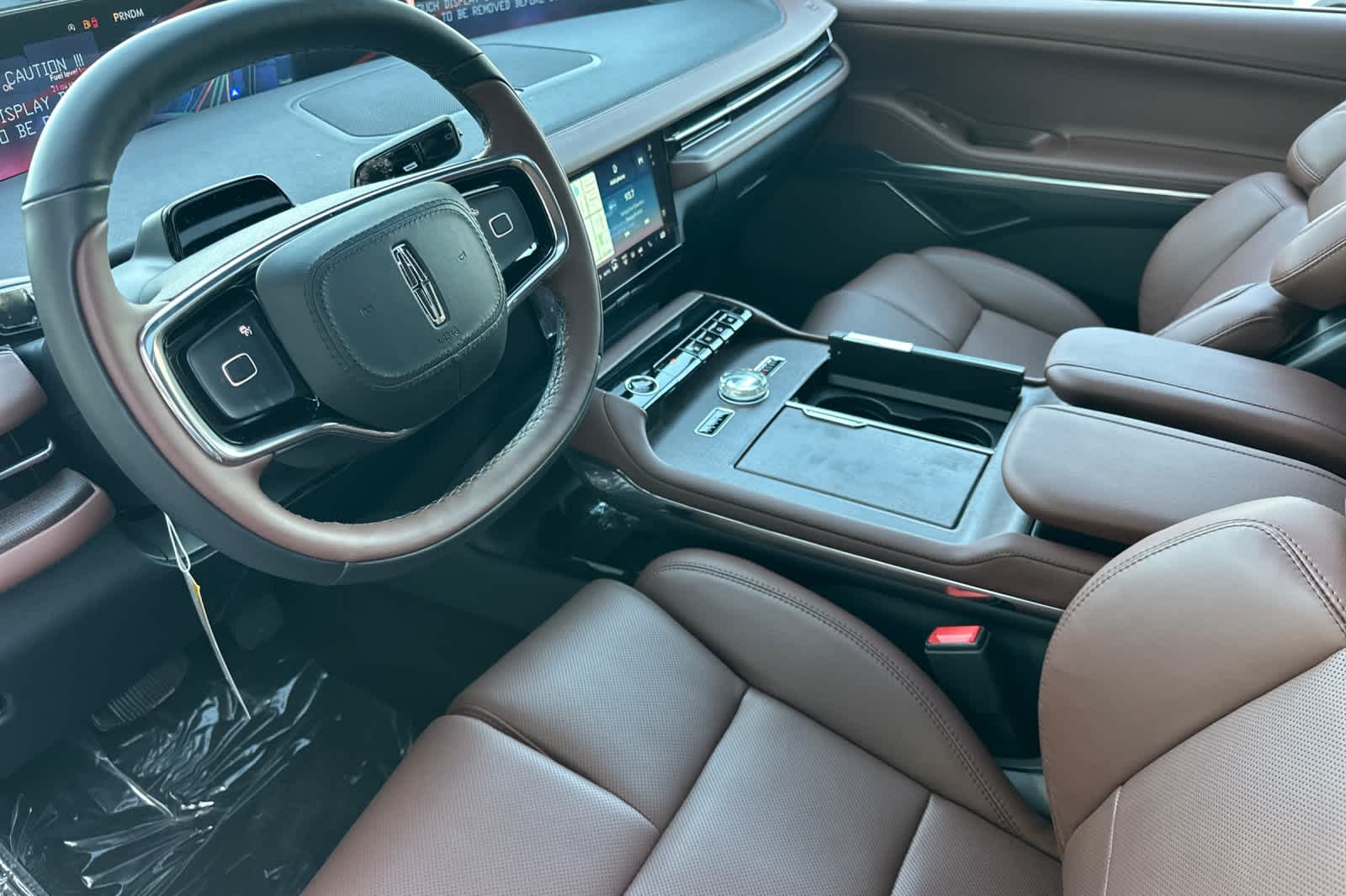 Thumbnail: 2026 Lincoln Navigator L - 12