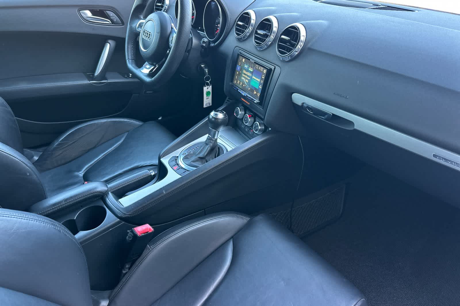 Thumbnail: 2014 Audi TT - 15