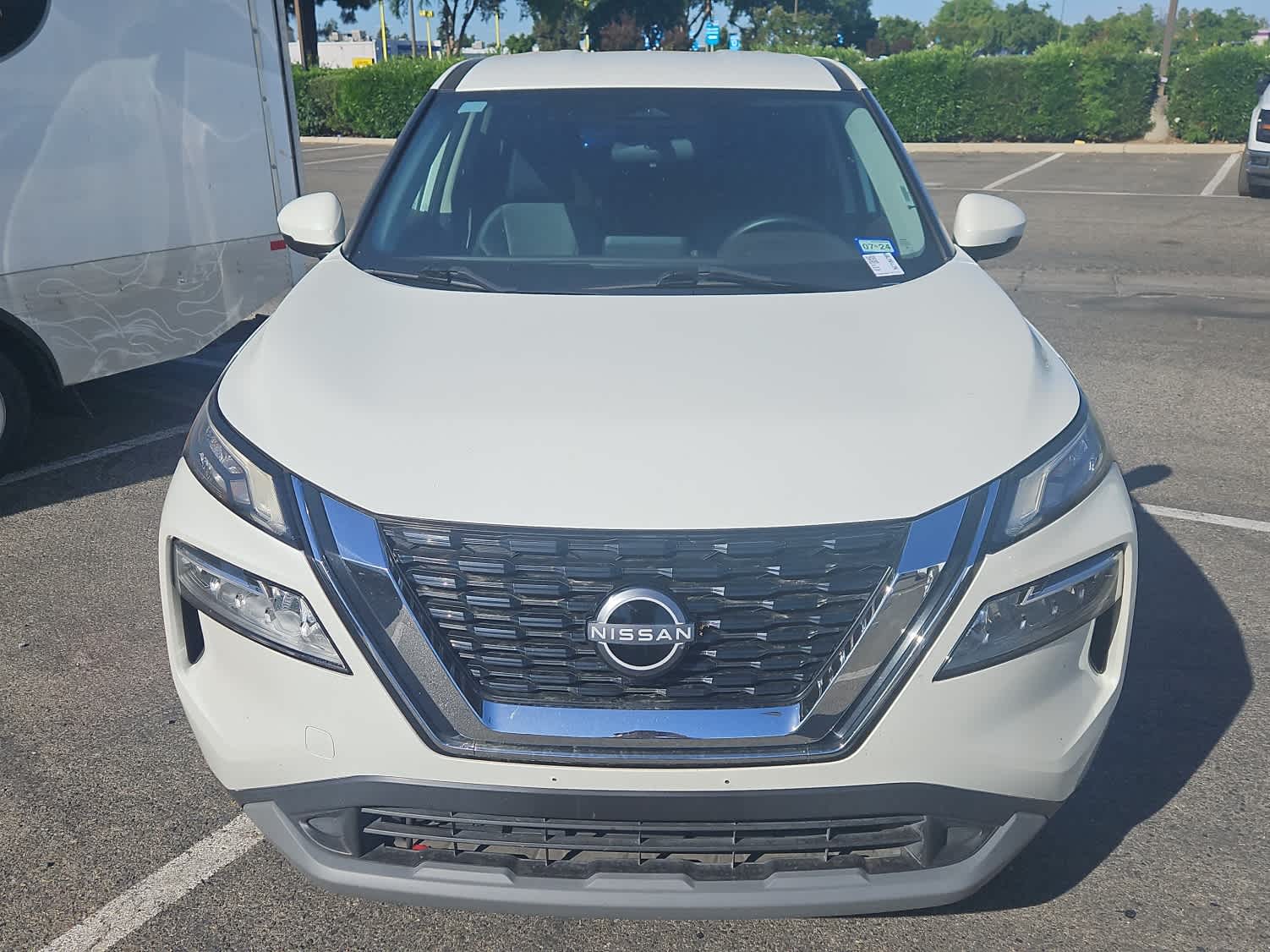 Thumbnail: 2022 Nissan Rogue - 4