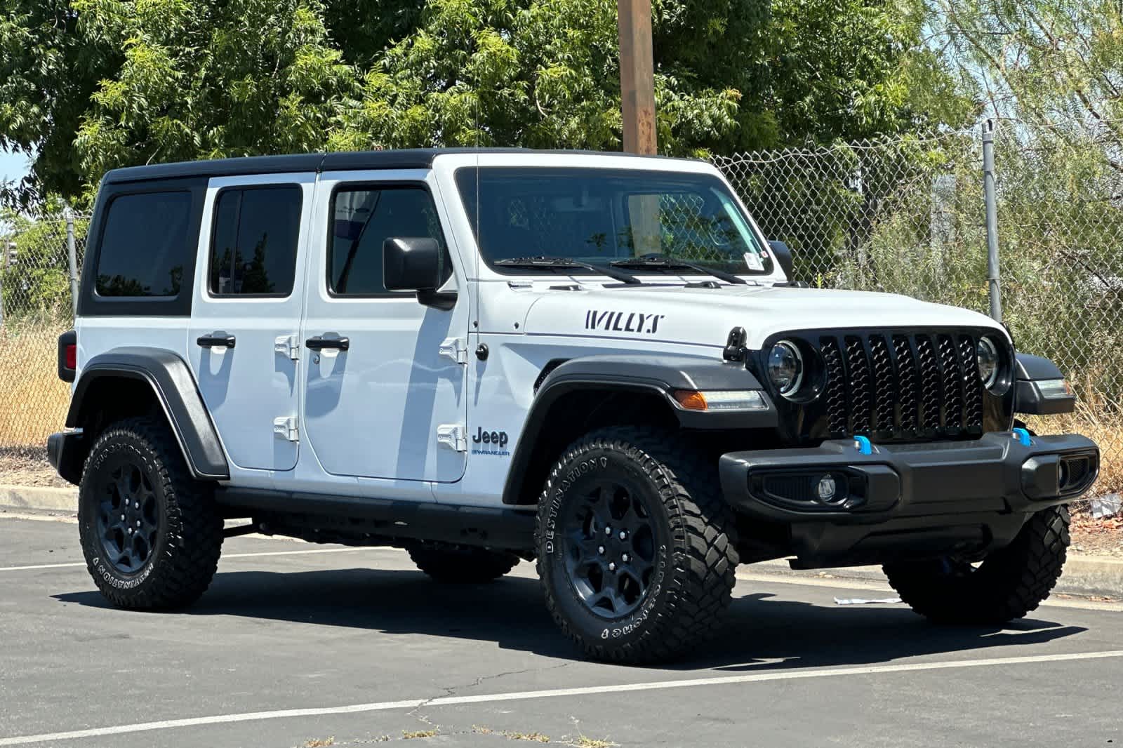 Thumbnail: 2023 Jeep Wrangler - 9