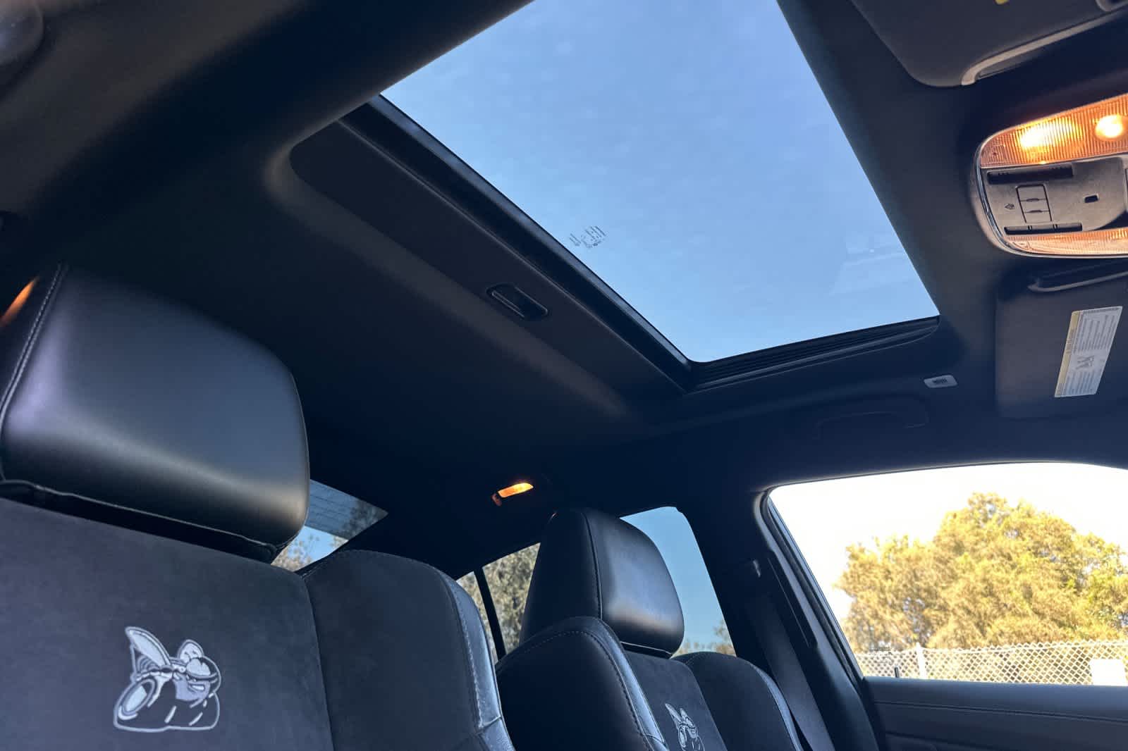 Thumbnail: 2021 Dodge Charger - 16