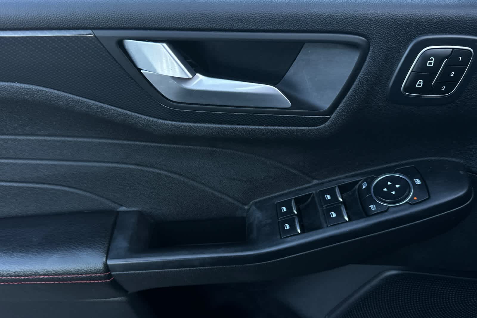 Thumbnail: 2023 Ford Escape - 13