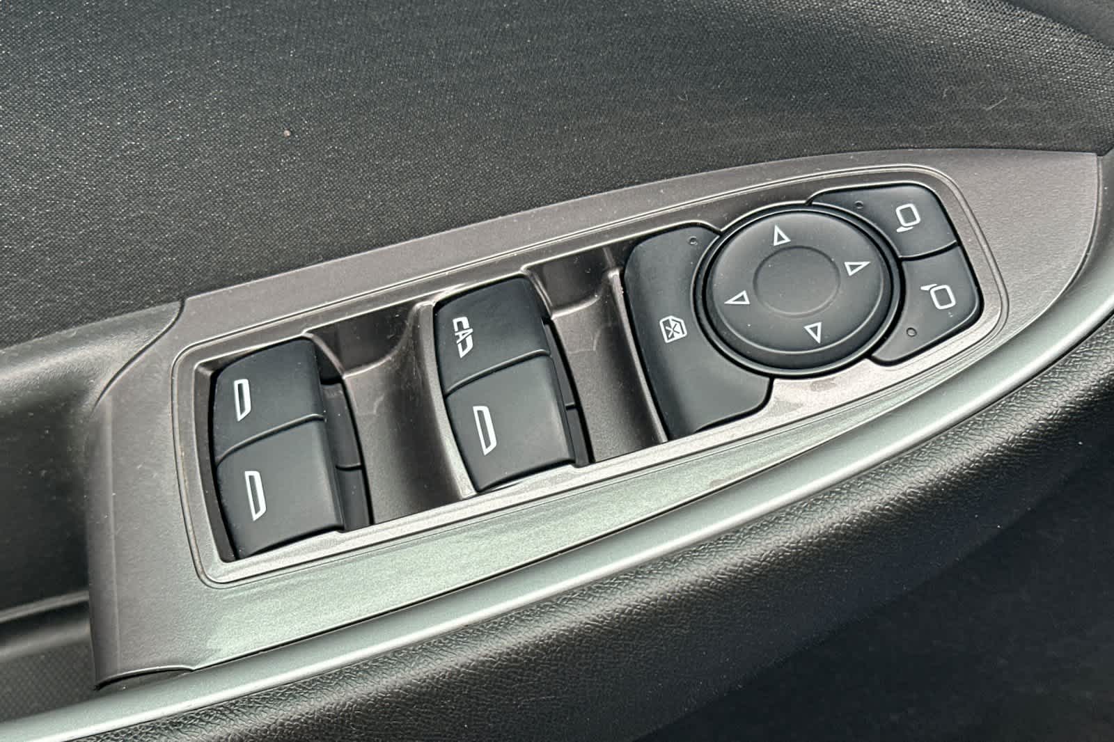 Thumbnail: 2023 Chevrolet Malibu - 13