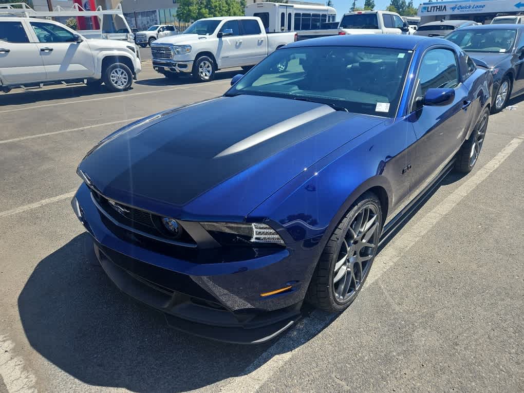 2012 Ford Mustang GT Premium's photo