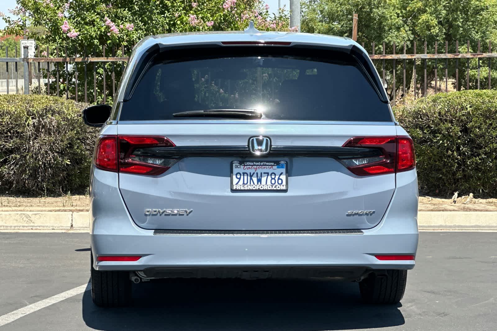 Thumbnail: 2023 Honda Odyssey - 8