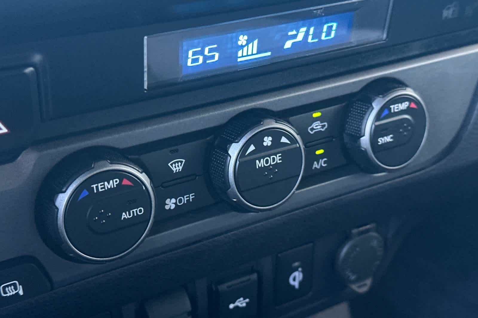 Thumbnail: 2023 Toyota Tacoma - 20