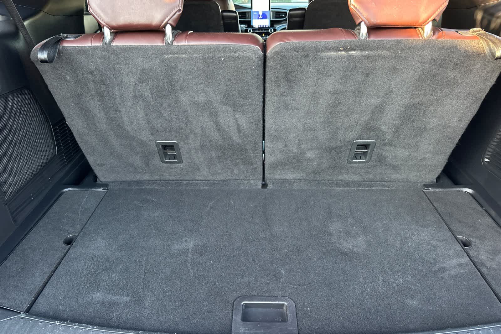 Thumbnail: 2023 Ford Explorer - 17