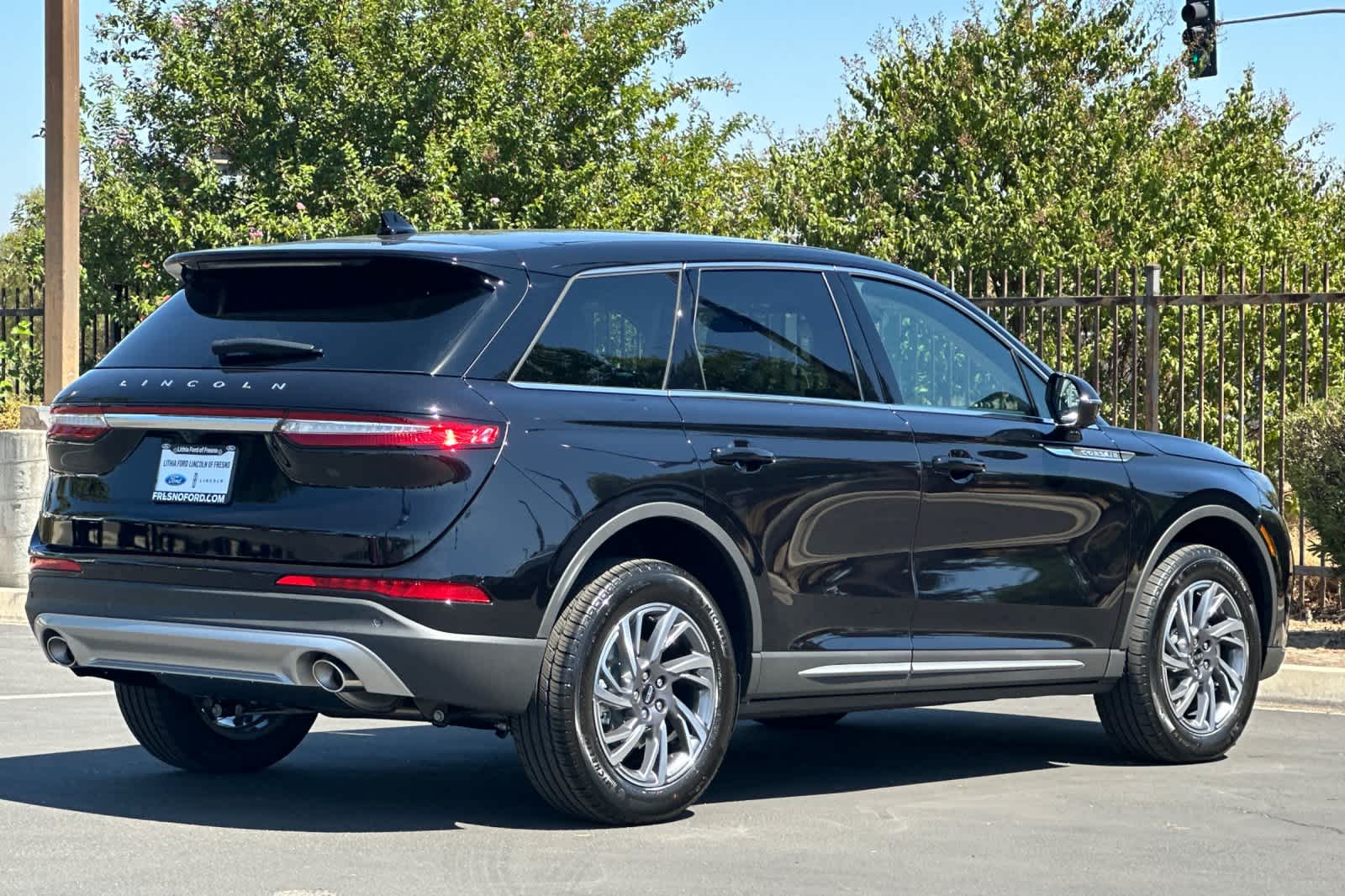 Thumbnail: 2025 Lincoln Corsair - 2