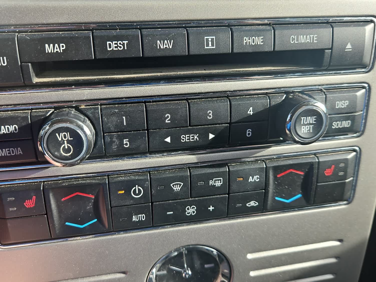 Thumbnail: 2009 Ford Flex - 18