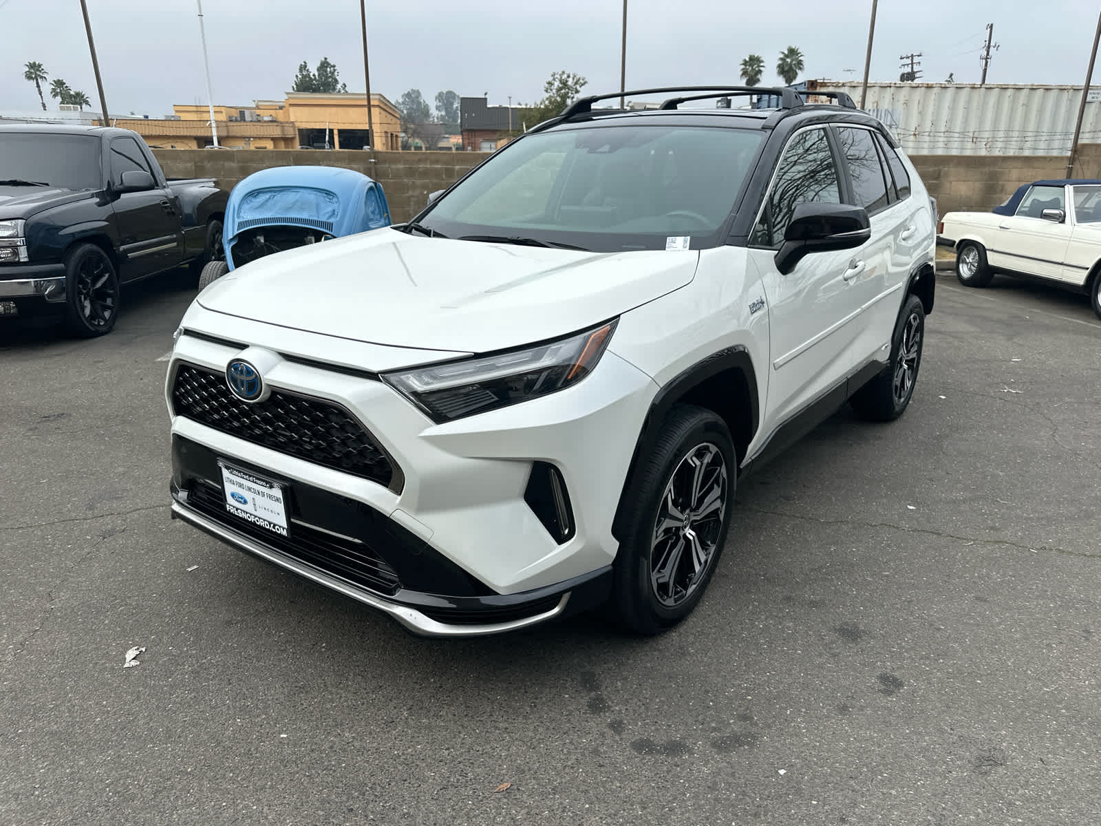 Thumbnail: 2022 Toyota RAV4 - 1