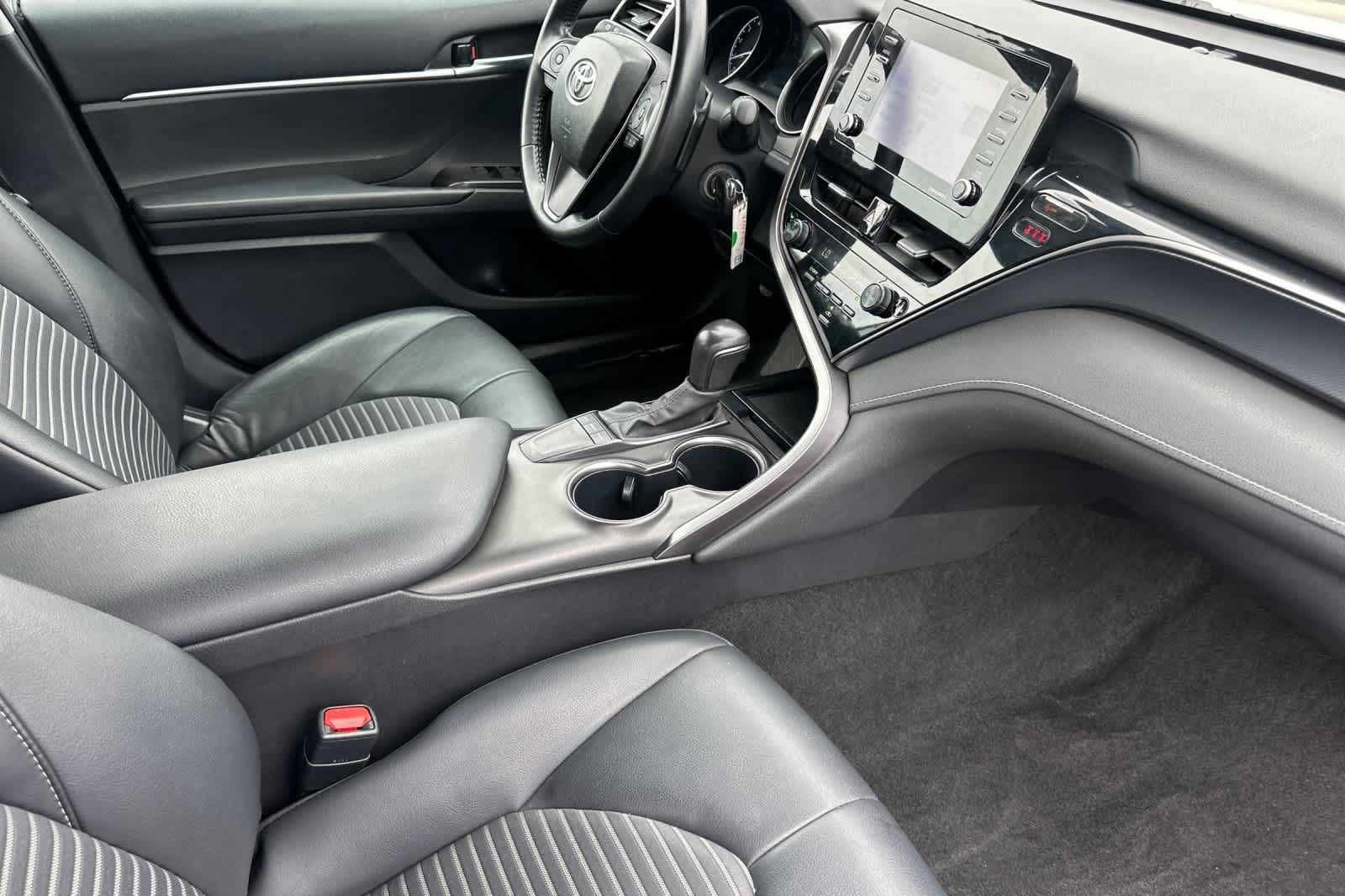 Thumbnail: 2023 Toyota Camry - 15