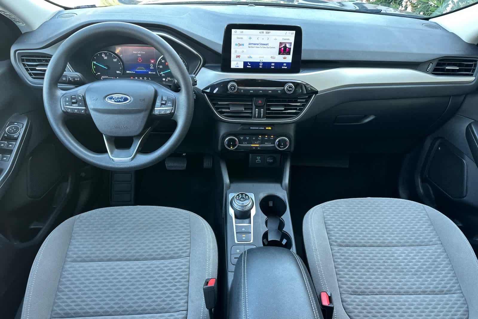 Thumbnail: 2022 Ford Escape - 3