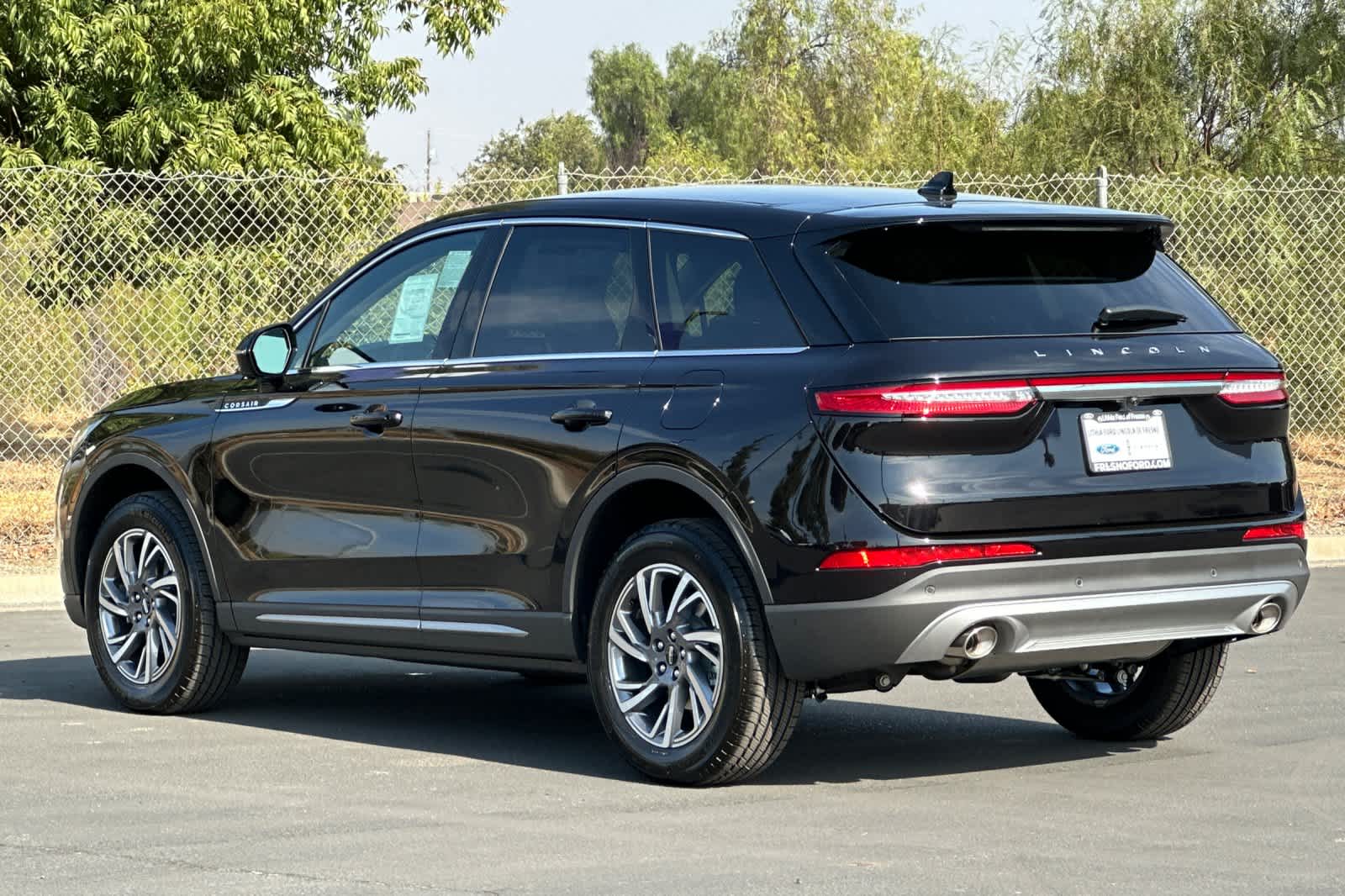 Thumbnail: 2025 Lincoln Corsair - 6