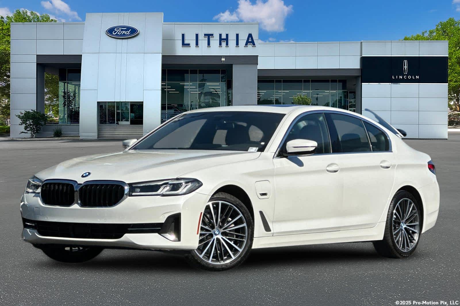 2023 BMW 5 Series 530e xDrive iPerformance Sedan's photo