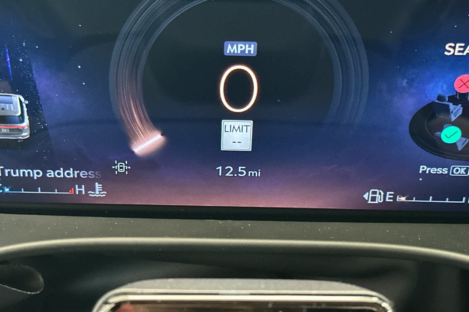 Thumbnail: 2026 Lincoln Aviator - 28