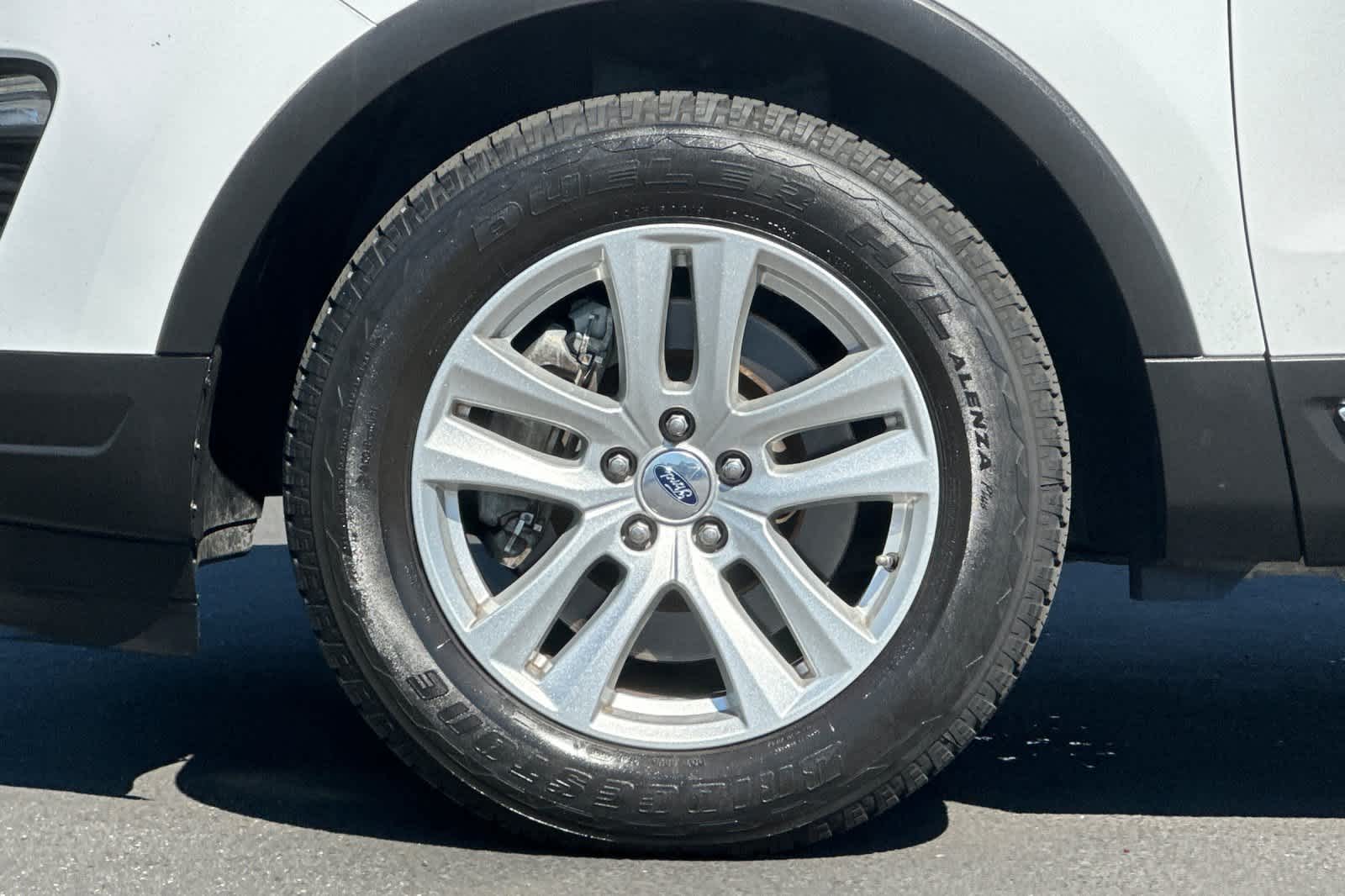Thumbnail: 2018 Ford Explorer - 27