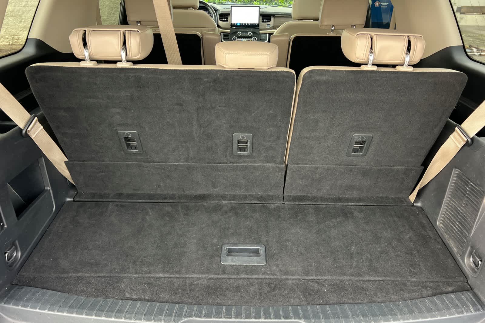 Thumbnail: 2023 Ford Expedition - 16