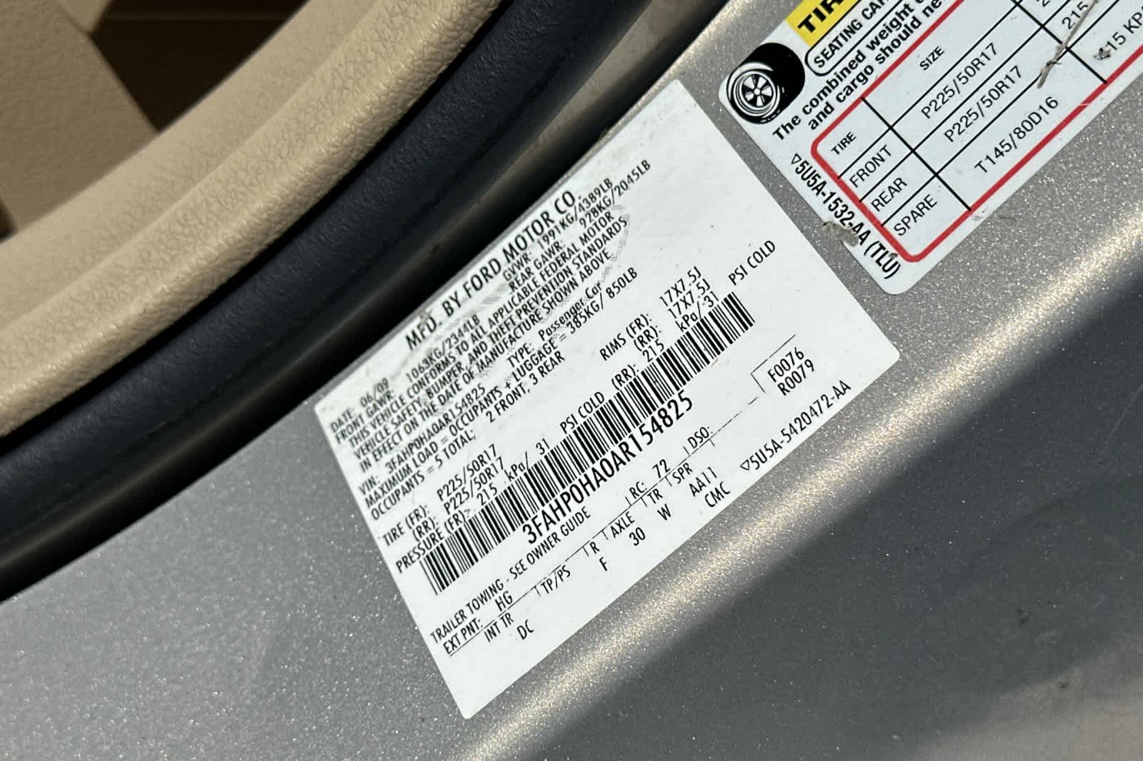 Thumbnail: 2010 Ford Fusion - 26