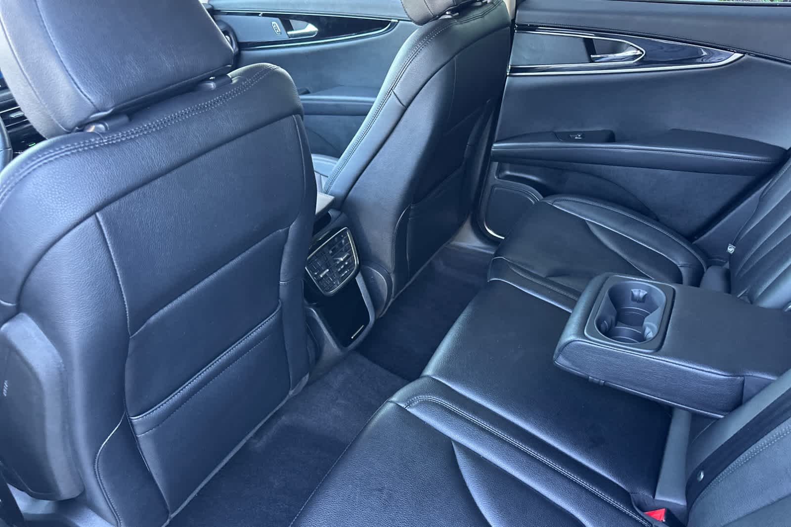 2023 Lincoln Nautilus Standard 4