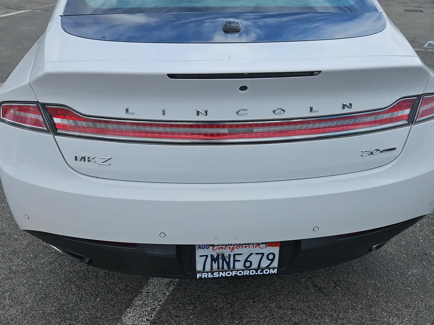 Thumbnail: 2016 Lincoln MKZ - 8