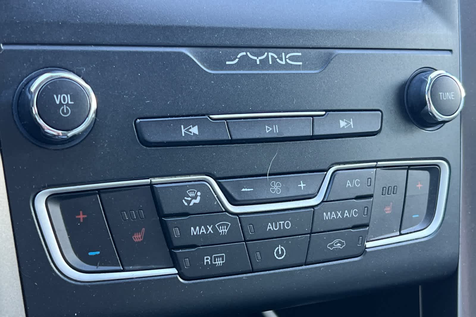 Thumbnail: 2019 Ford Fusion - 20