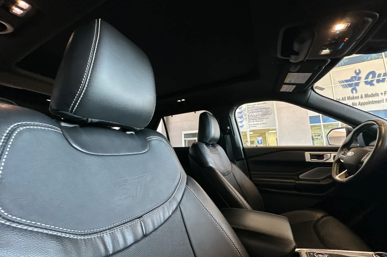 2020 Ford Explorer ST 16