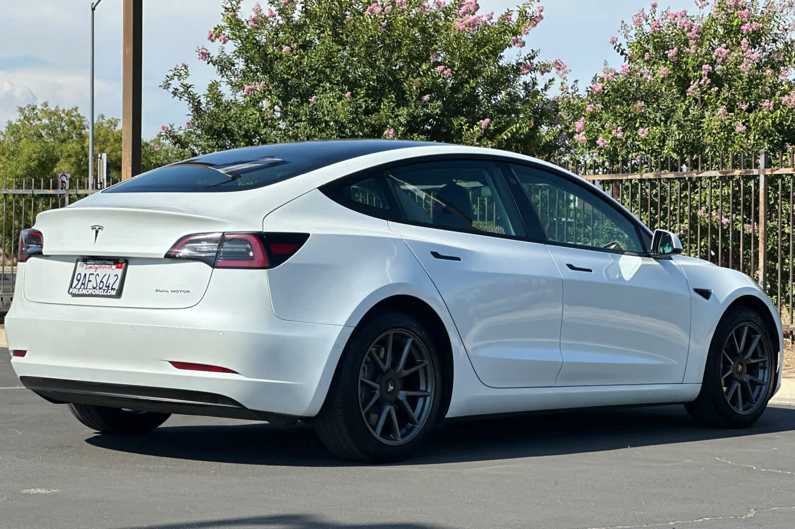 Thumbnail: 2022 Tesla Model 3 - 2