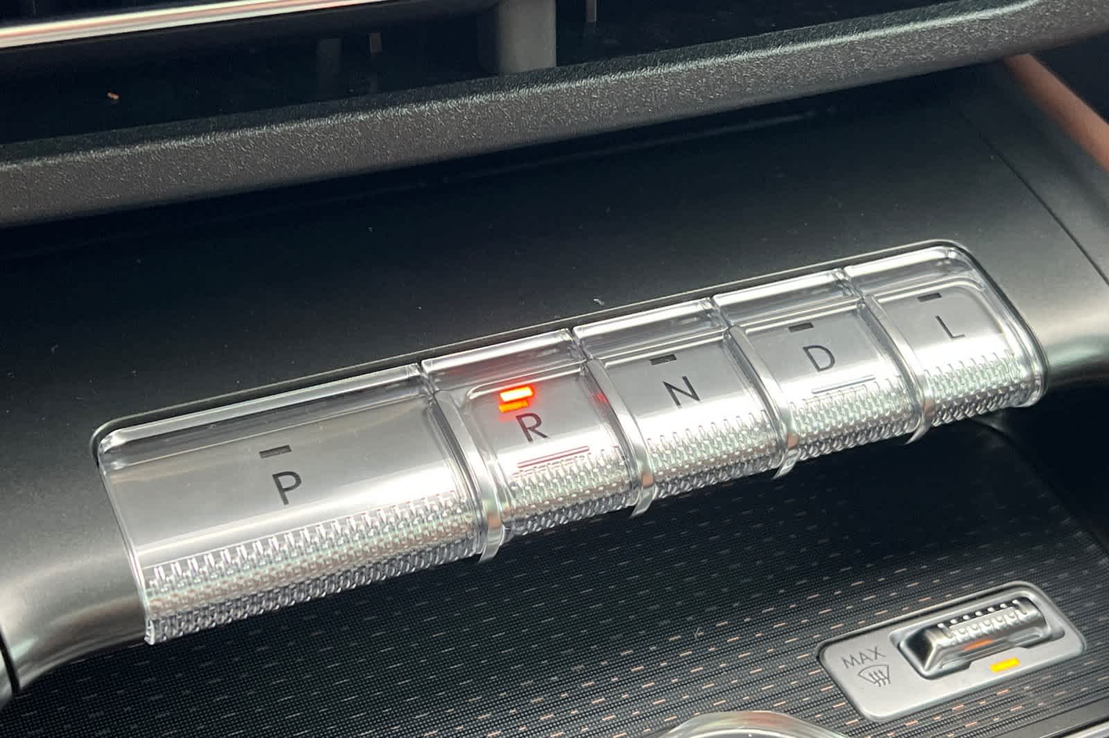 Thumbnail: 2026 Lincoln Nautilus - 23