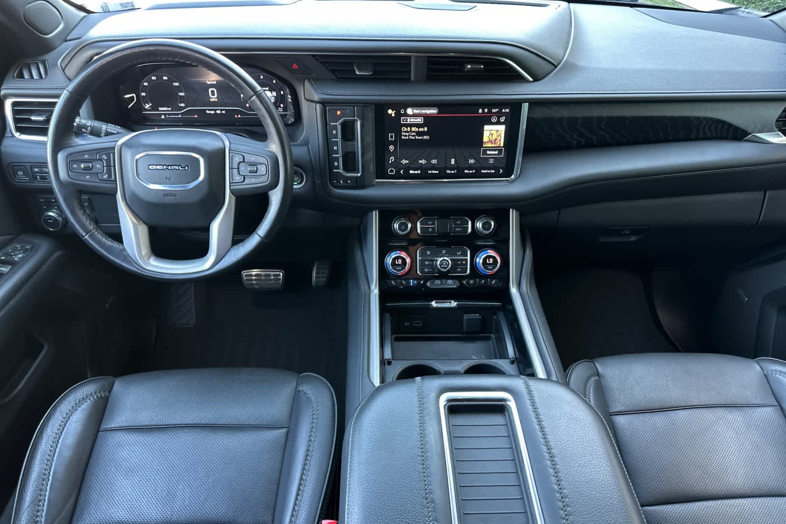 Thumbnail: 2023 GMC Yukon XL - 3