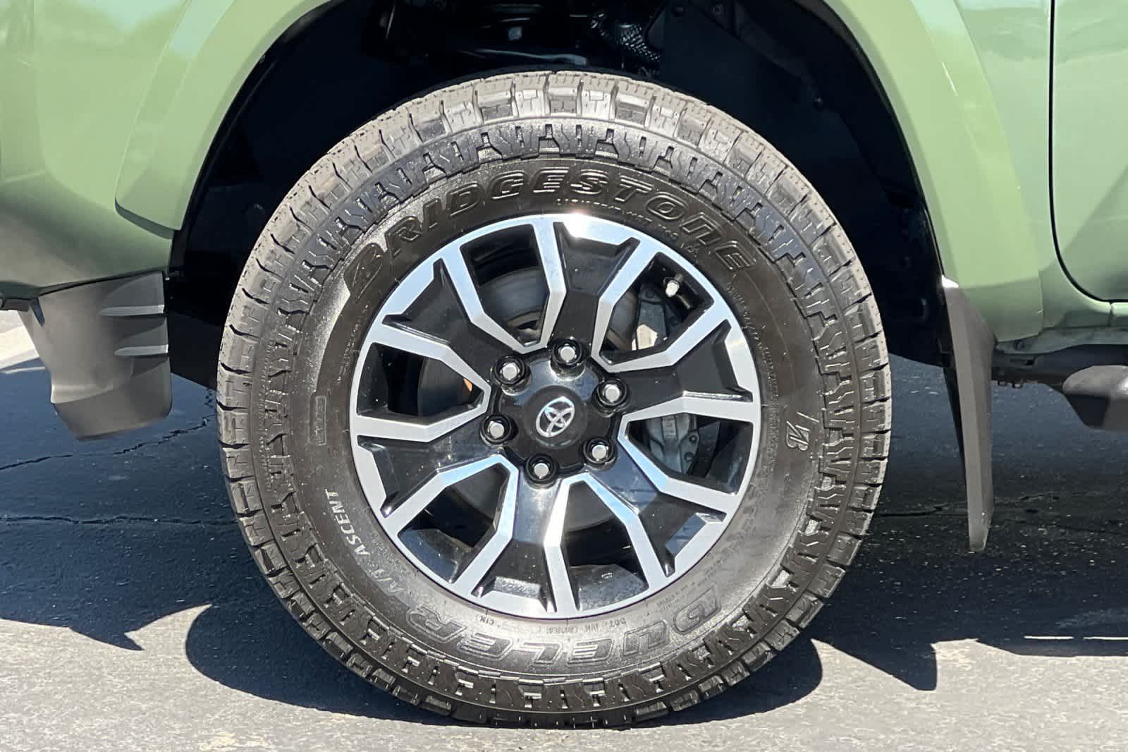 Thumbnail: 2021 Toyota Tacoma - 26