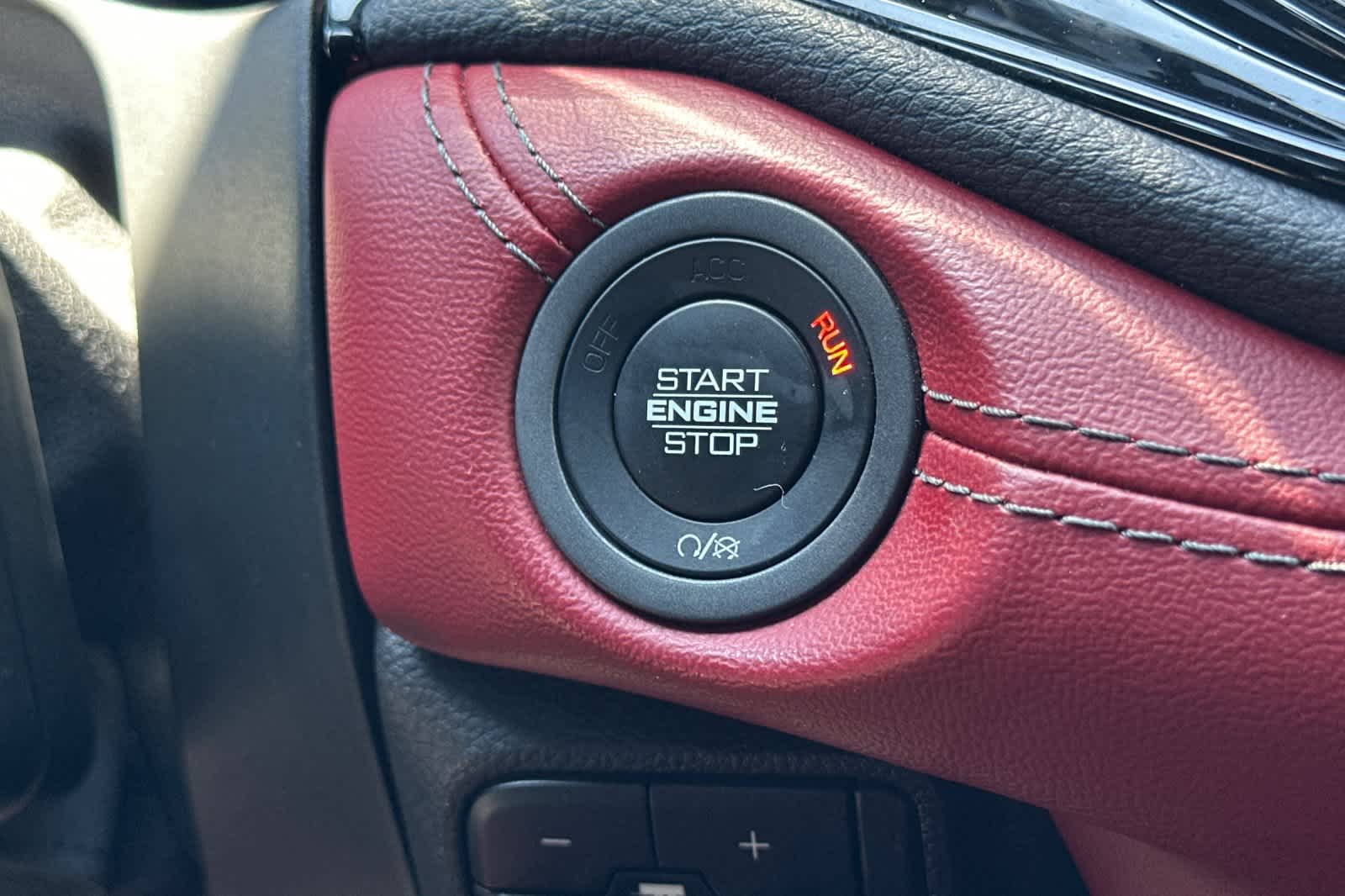 Thumbnail: 2021 Dodge Durango - 23