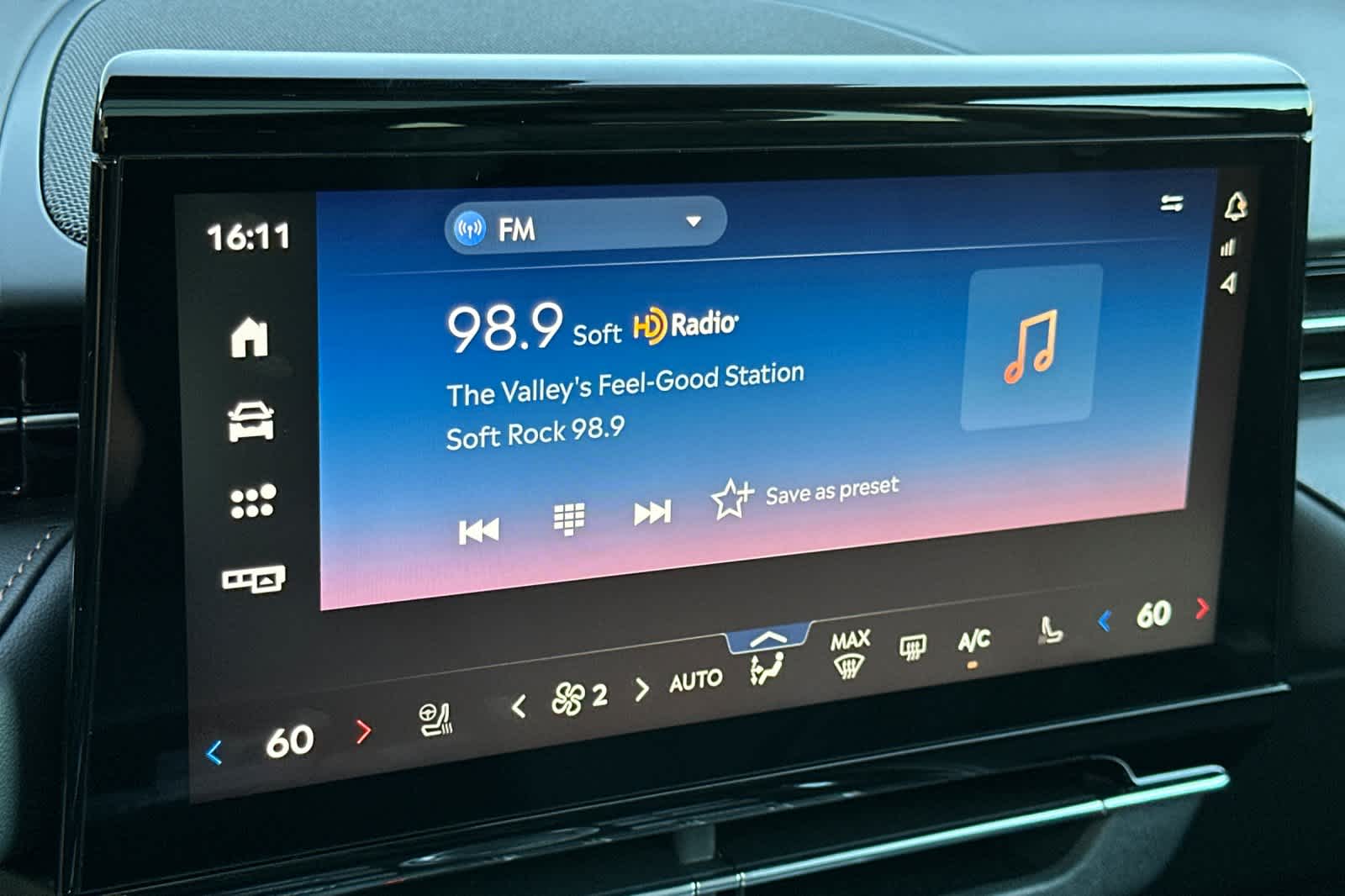 Thumbnail: 2026 Lincoln Nautilus - 19