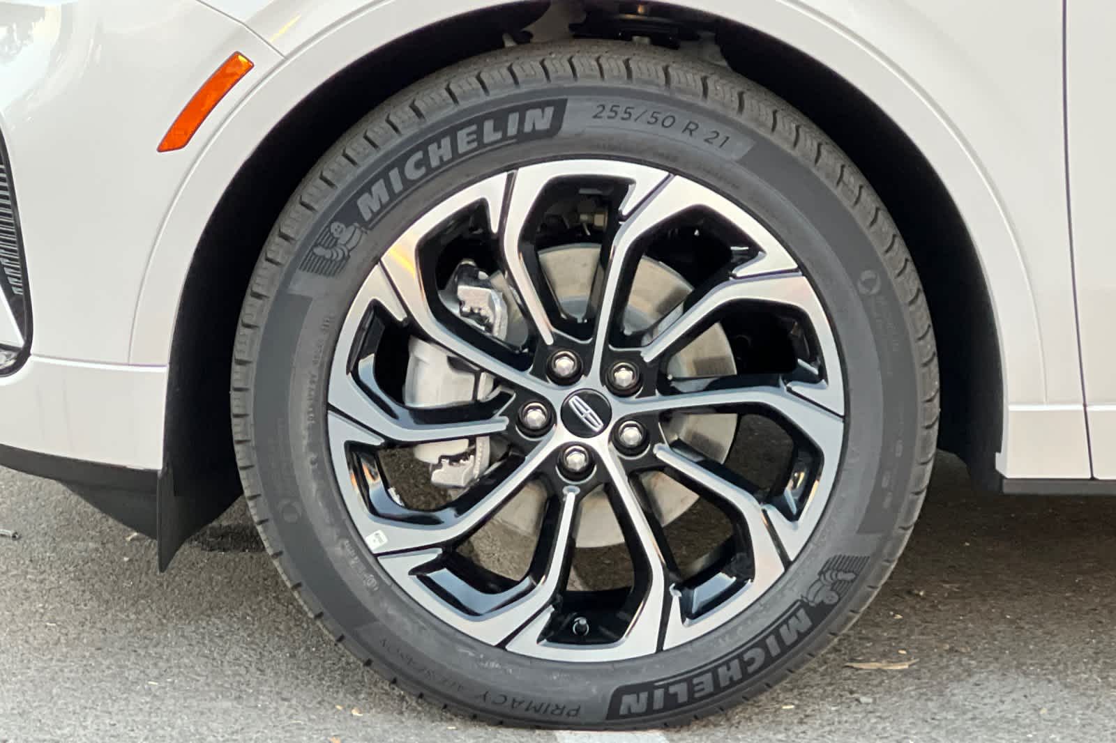 Thumbnail: 2026 Lincoln Nautilus - 27