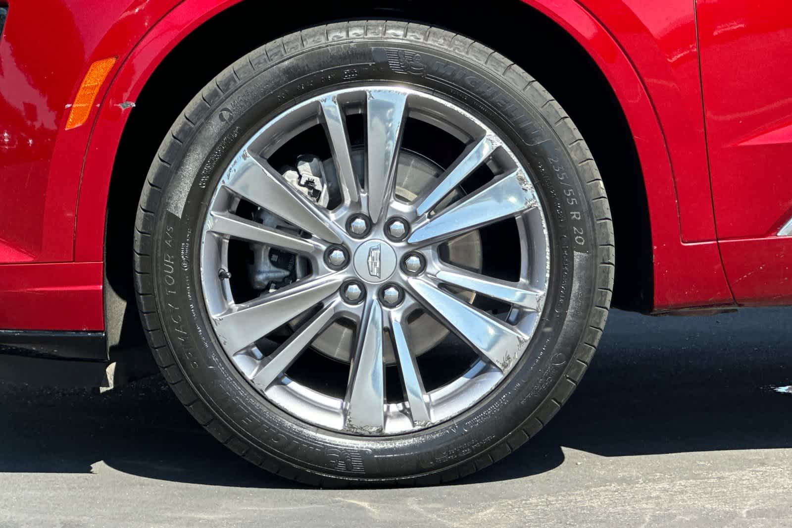 Thumbnail: 2021 Cadillac XT6 - 28