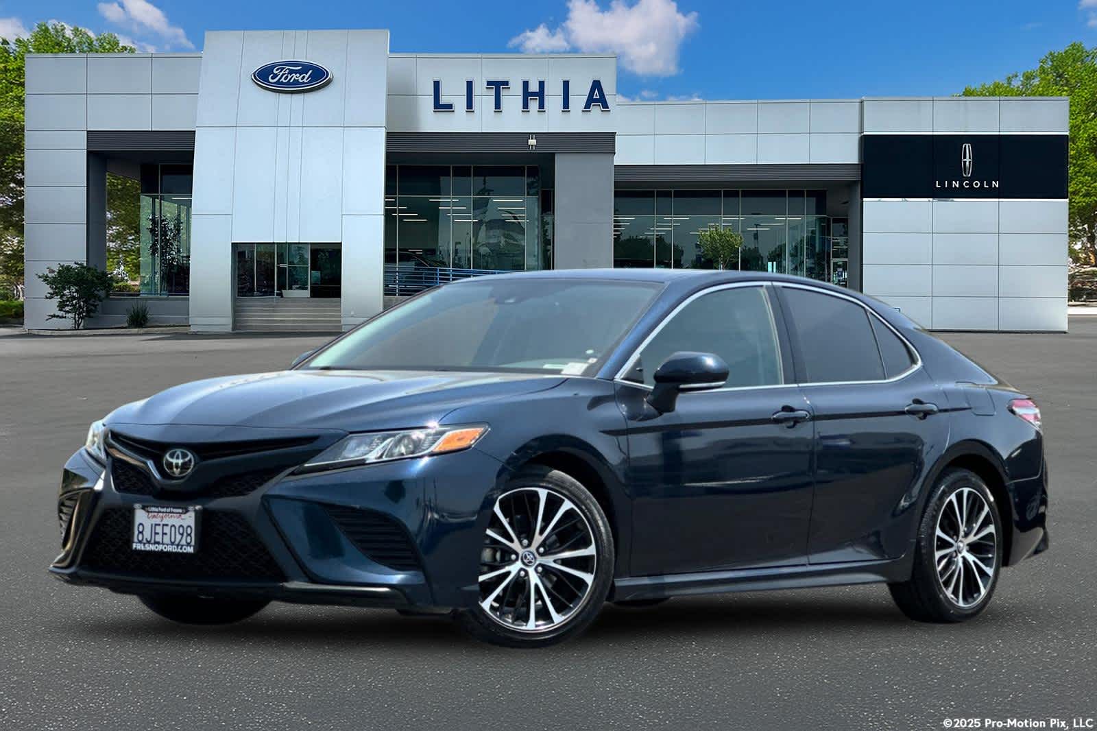 Thumbnail: 2019 Toyota Camry - 1